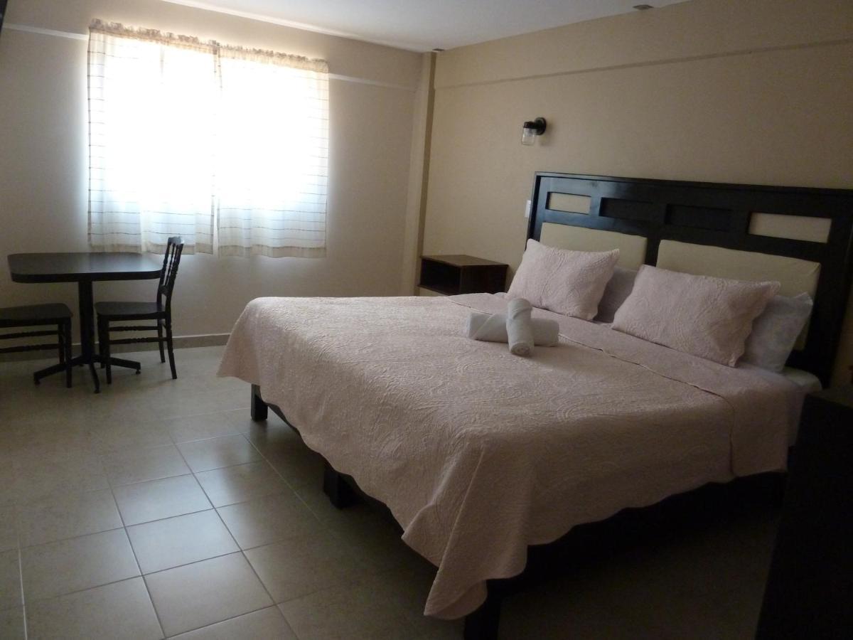 Hotel Gold El Oro de Hidalgo Esterno foto