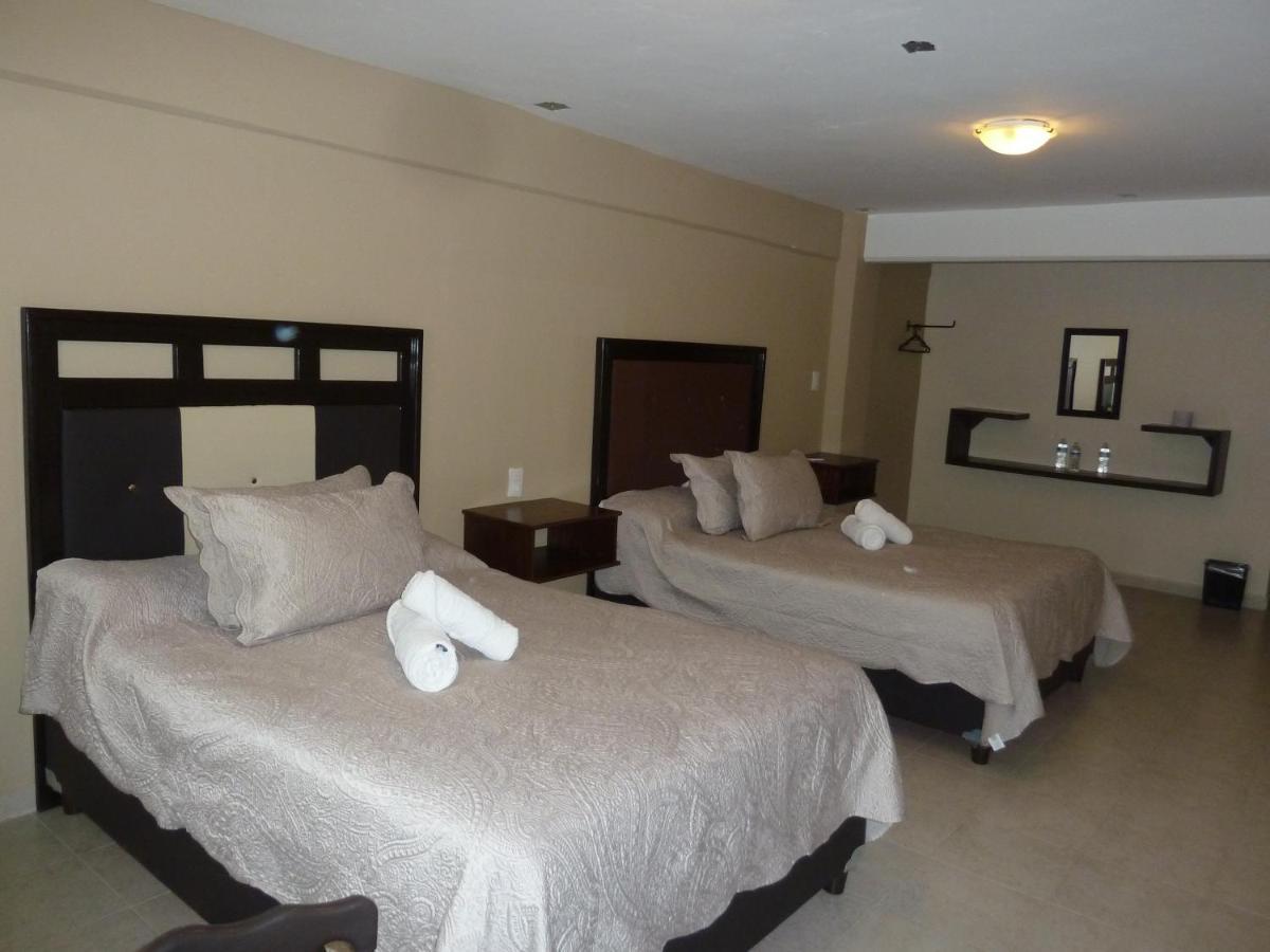 Hotel Gold El Oro de Hidalgo Esterno foto